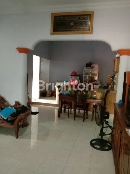 image RUMAH MEWAH 2 LANTAI HOOK DI PURI SEJAHTERA SUKODONO, 5KT (4)