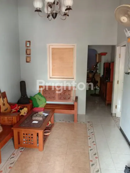 image RUMAH MEWAH 2 LANTAI HOOK DI PURI SEJAHTERA SUKODONO, 5KT (6)