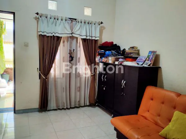 image RUMAH SUKOLILO DIAN REGENCY (2)