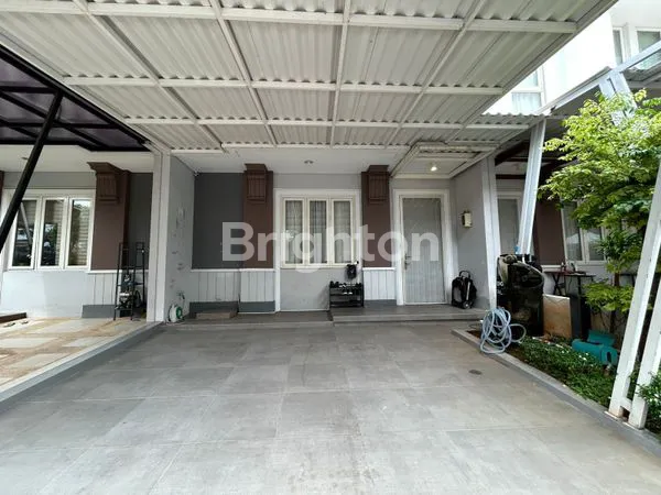 image RUMAH MEWAH 2 LANTAI THE SAVIA BSD - CLUSTER EXCLUSIVE ONE GATE (1)