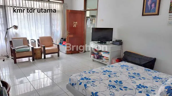 image RUMAH MEWAH SIAP PAKAI SEMI FURNISH HANYA 7 MENIT DARI UNIV MARANATHA (5)