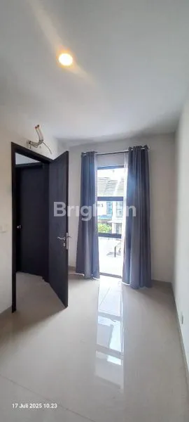 image RUMAH IMPIAN DIBATAM CENTER (2)