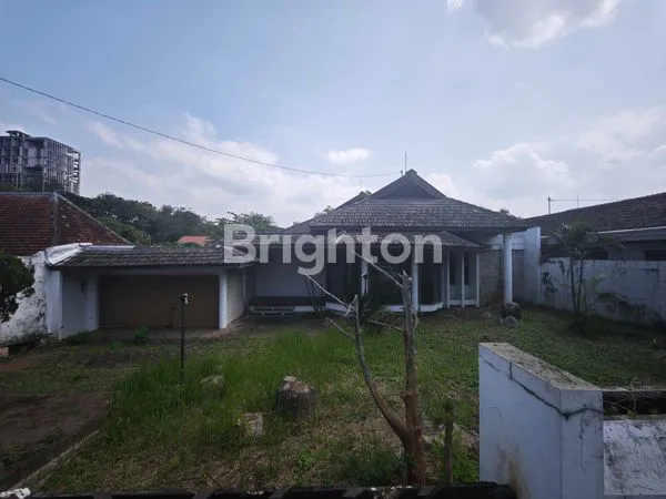 image RUMAH 1 LANTAIJL. WUNGKAL, LEMPONGSARI,GAJAH MUNGKUR, SEMARANG. 4KT + 3 KM. PLN 4400 WATT. HADAP TIMUR. (2)