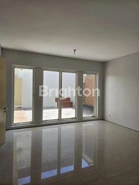 image RUMAH ROYAL RESIDENCE (2)