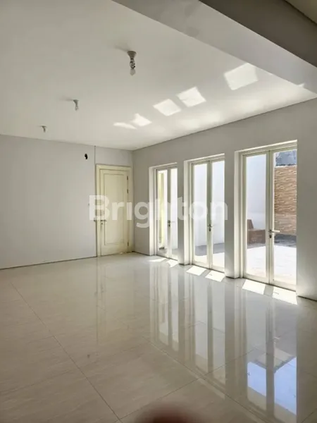 image RUMAH ROYAL RESIDENCE (3)