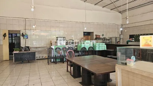 Gambar Property RUMAH USAHA 2 LANTAI LUAS 504 M² DI SURABAYA – SHM, LOKASI STRATEGIS COCOK UNTUK KANTOR & HUNIAN