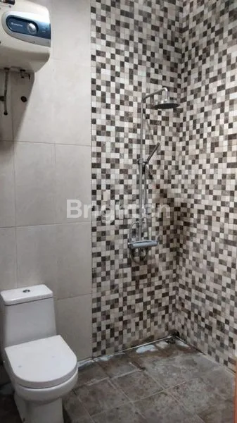 image RUMAH KAWASAN ELITE GRAHA ESTETIKA DISEWAKAN (7)