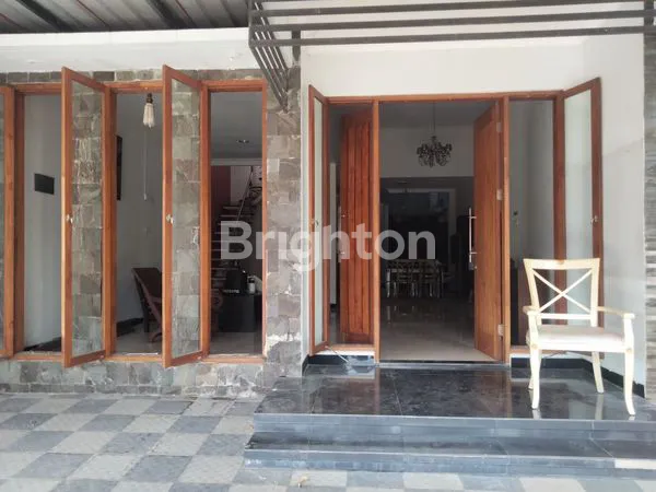 image RUMAH KAWASAN ELITE GRAHA ESTETIKA DISEWAKAN (1)