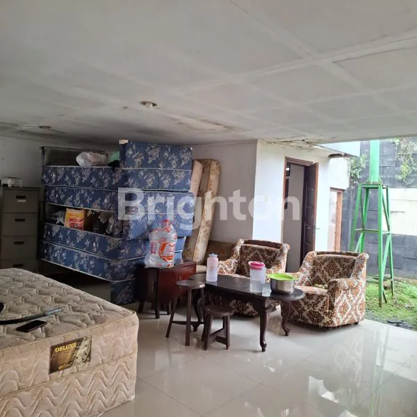 image RUMAH KOS MEWAH BLAMBANGAN STRATEGIS DEKAT UNIV & SEKOLAH ELITE (8)