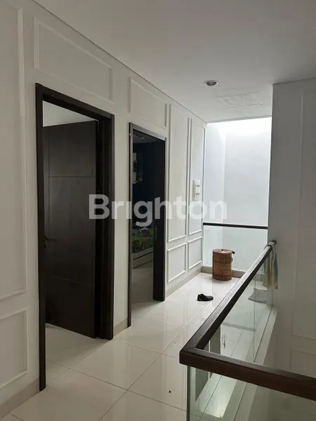 image DIJUAL 1 UNIT RUMAH MEWAH DAN SIAP HUNI YANG LOKASINYA DI CLUSTER EMILY SUMMARECON BANDUNG (3)