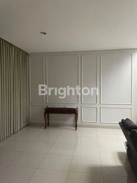 image DIJUAL 1 UNIT RUMAH MEWAH DAN SIAP HUNI YANG LOKASINYA DI CLUSTER EMILY SUMMARECON BANDUNG (2)