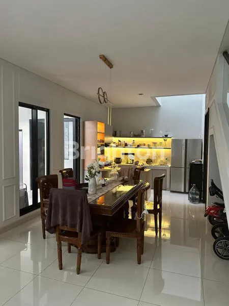 image DIJUAL 1 UNIT RUMAH MEWAH DAN SIAP HUNI YANG LOKASINYA DI CLUSTER EMILY SUMMARECON BANDUNG (4)