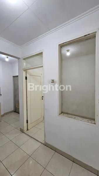 image DIJUAL RUMAH RENO 2,5LANTAI DI KELAPA GADING, JAKARTA UTARA  (8)