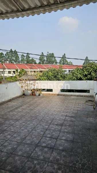 image DIJUAL RUMAH RENO 2,5LANTAI DI KELAPA GADING, JAKARTA UTARA  (5)