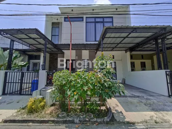 image DIJUAL SEMI FURNISH 1 UNIT RUMAH MINIMALIS 2 LANTAI DAN SIAP HUNI YANG LOKASINYA DI KOMPLEK TAΜΑΝ ΚΟΡΟ ΚΑΤΑPANG, BANDUNG SELATAN (1)