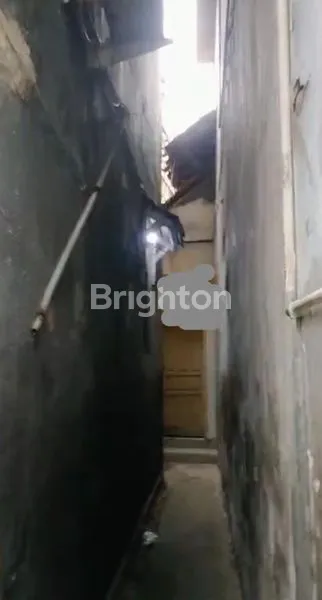 image RUMAH 2 LANTAI MINIMALIS DI GROGOL, DEKAT SEASON CITY JAKARTA (1)