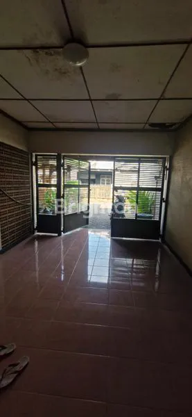 image RUMAH NYAMAN, SIAP HUNI DI LOKASI STRATEGIS. HARGA NEGO! (5)