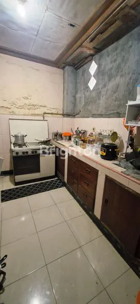 image RUMAH NYAMAN, SIAP HUNI DI LOKASI STRATEGIS. HARGA NEGO! (7)