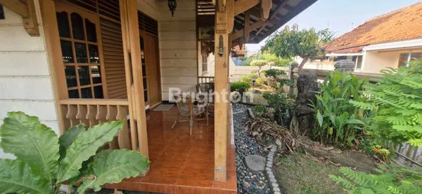 image RUMAH NYAMAN, SIAP HUNI DI LOKASI STRATEGIS. HARGA NEGO! (3)