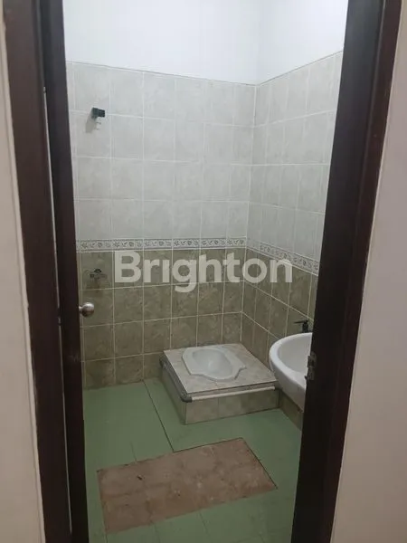 image RUMAH 2 LANTAI STRATEGIS DI GRAND TAMAN SARI, DEKAT TOL PALARAN (8)