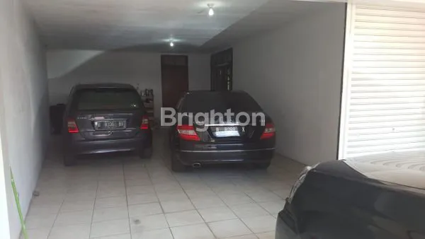 image RUMAH PRIBADI DI SEKITAR PULOGADUNG (3)