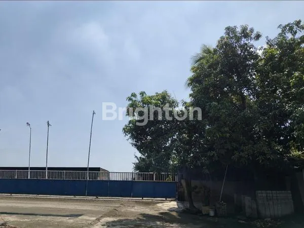 image GUDANG LAMA BUTUH RENOV DI PINGGIR JALAN RAYA DAANMOGOT, JAKARTA BARAT (KODE RMRG 280) (2)