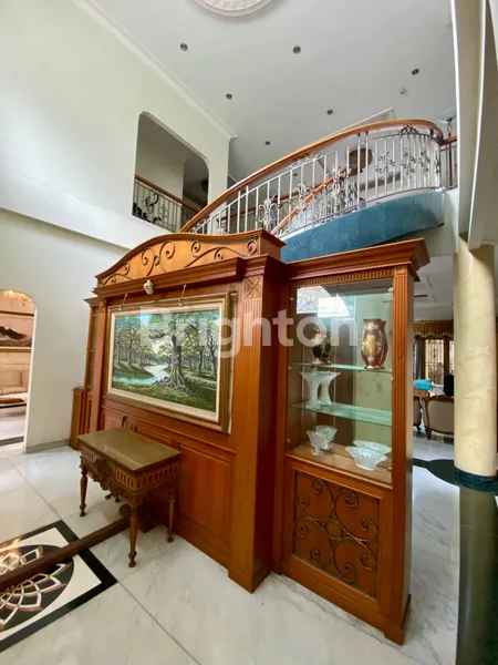 image RUMAH MEWAH MELATI MAS (5)