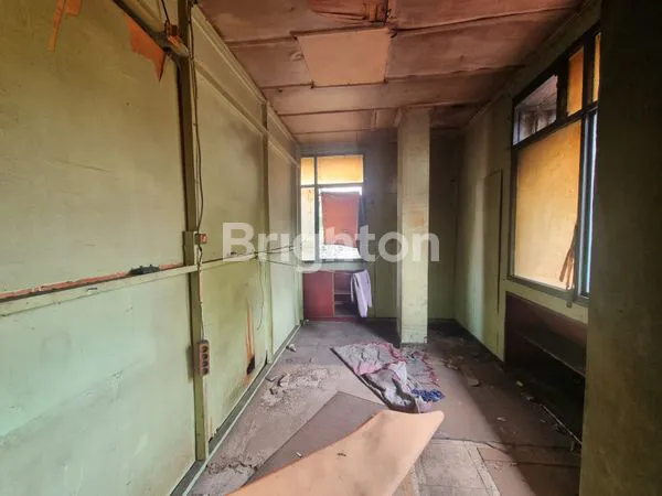 image RUKO TUA DI DAERAH TAMAN SARI JAKARTA BARAT (5)