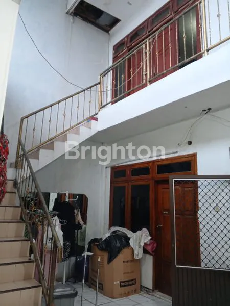 image RUMAH DI PERUMAHAN KETINTANG SURABAYA (6)