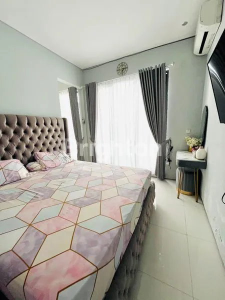 image PONDOK CANDRA INDAH 2 LANTAI FULL MINIMALIS SEMI FURNISH SIAP HUNI (2)