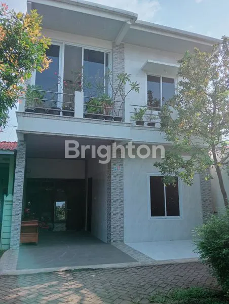 image RUMAH 2 LANTAI, LUAS DAN STRATEGIS DI CIPUTAT (1)