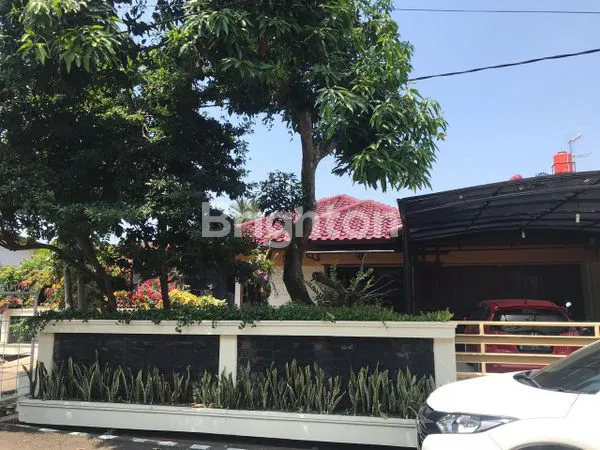 image RUMAH SIAP HUNI DI MARGAHAYU RAYA, BANDUNG (4)