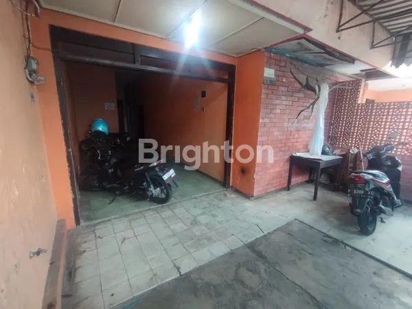 image DIJUAL RUMAH KOST AKTIF - LOKASI STRATEGIS JEMBER (2)