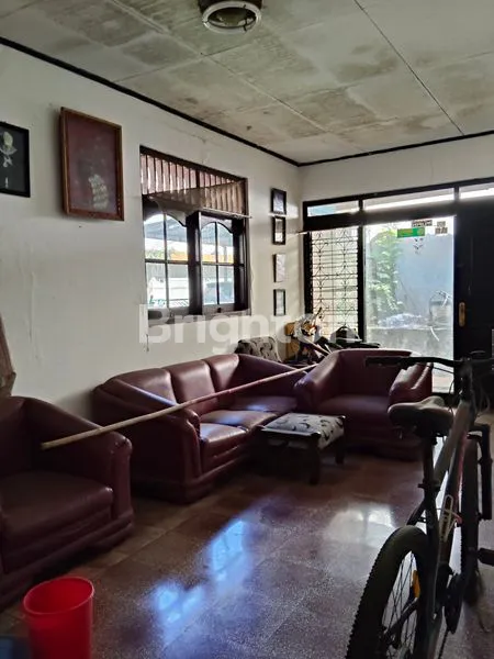 image RUMAH BONUS KONTRAKAN DI KUKUSAN DEPOK (4)