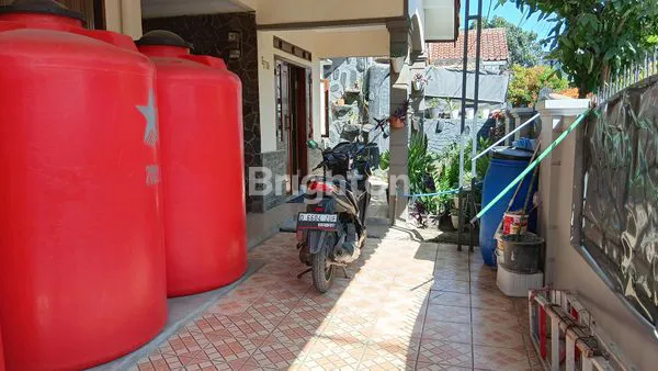 image RUMAH HOOK BARU RENOV DENGAN USAHA AIR ISI ULANG DI KOMPLEK GRIYA PRIMA ASRI BALEENDAH BANDUNG (6)