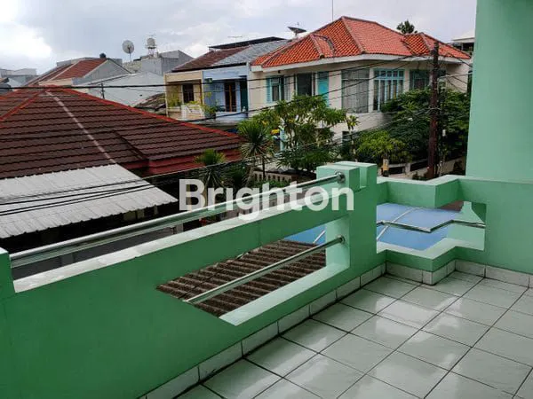image RUMAH 2,5  LANTAI ASIA BARU DEKAT TANJUNG DUREN (7)