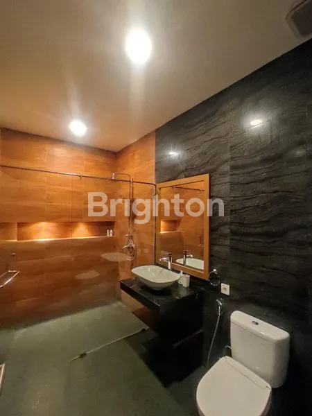 image VILLA MODERN FULLY FURNISHED DEKAT PANTAI KEDUNGU DAN TANAH LOT (6)