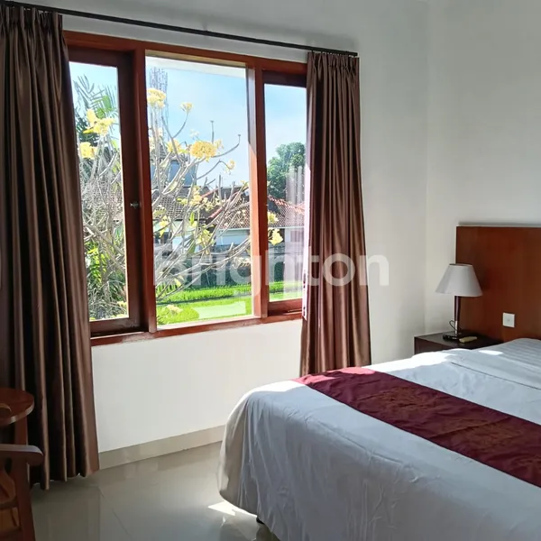 image DISEWAKAN – VILLA LUAS DAN NYAMAN 2 KAMAR TIDUR DEKAT PUSAT SEMINYAK (4)