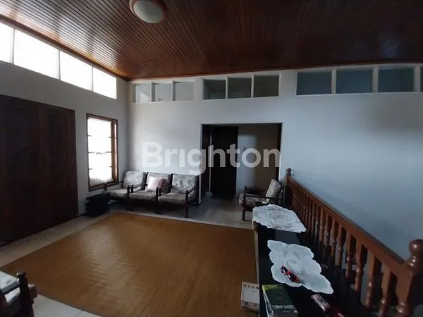 image RUMAH MEWAH DI KOMPLEK GADING REGENCY, BANDUNG (6)