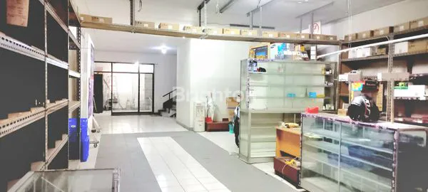 image INVESTASI RUKO 220M², LOKASI RAMAI & STRATEGIS (2)