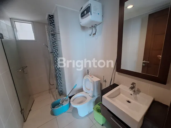 image 3 BEDROOM APARTMEN VIA CIPUTRA WORLD FULL FURNISH (8)