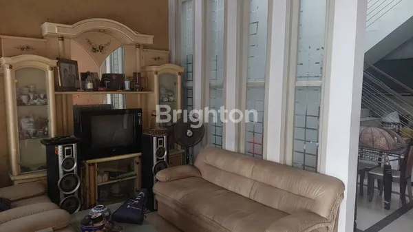 image RUMAH 2 LANTAI DI BABATAN PRATAMA SURABAYA (2)