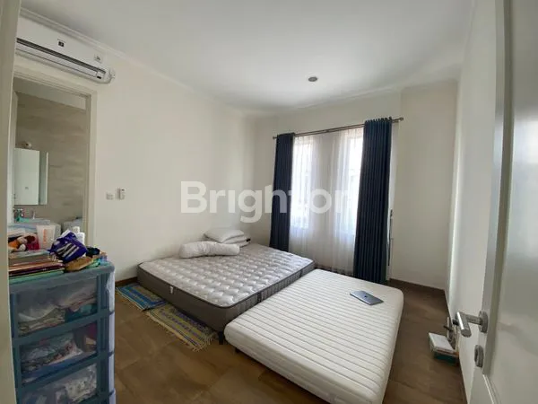 image RUMAH 2 LANTAI DI SUVARNA SUTERA – CLUSTER ASRI & TENANG! LOKASI STRATEGIS, INVESTASI CERDAS (5)