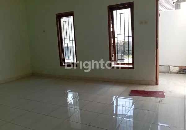 RUKO SIAP PAKAI DI PEDUNGAN ,JANTUNG DENPASAR SELATAN – LOKASI STRATEGIS & FURNISHED, COCOK UNTUK USAHA ATAU KANTOR