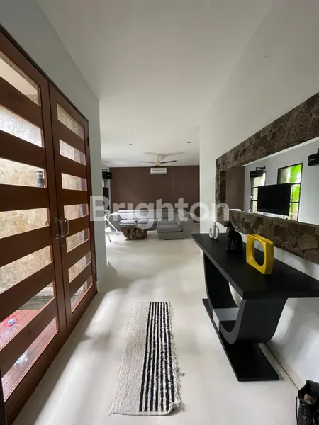 image VILLA MEWAH FURNISH DAN SIAP HUNI JL UMALAS BANDUNG (4)