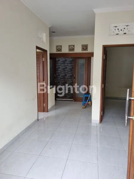 image DIJUAL RUMAH NYAMAN STRATEGIS PEGUYANGAN  (6)