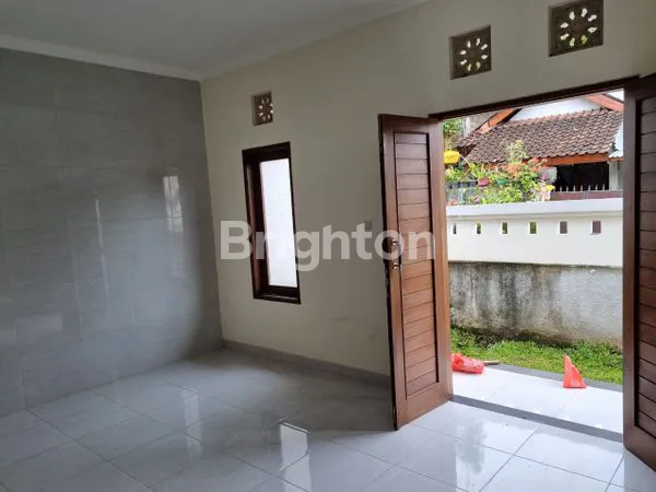 image DIJUAL RUMAH NYAMAN STRATEGIS PEGUYANGAN  (3)