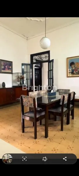 image RUMAH ANTIK MEWAH (7)