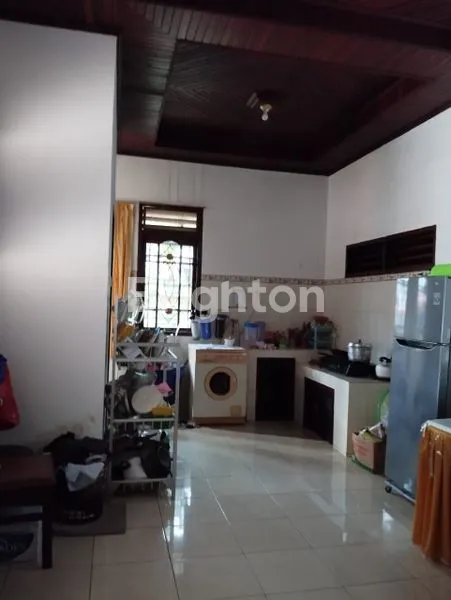 image RUMAH 2 LANTAI LUAS, GUNUNG SAMARINDA KILO 2 BALIKPAPAN (8)