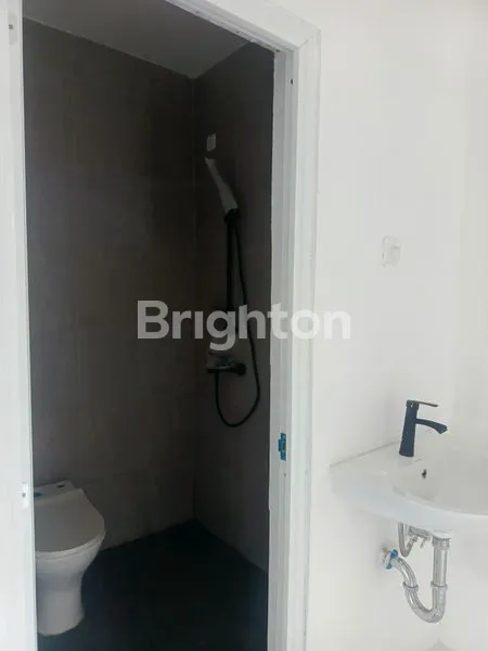 image RUKO BARU 2 LANTAI SIAP PAKAI DEPAN PERUMAHAN AREA JAKABARING ULU PALEMBANG (7)